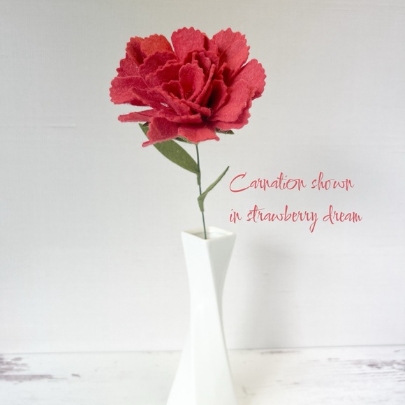 Handmade Felt Carnation - Picture 3 of 4